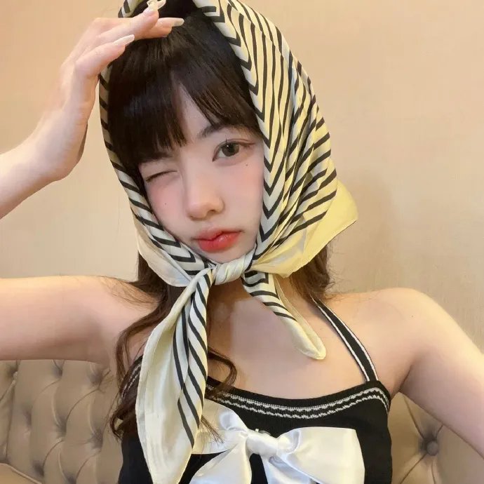 活骷颅封面
